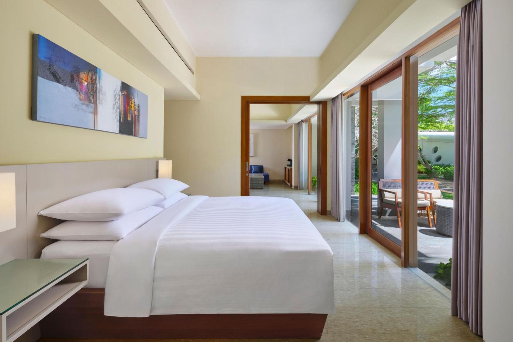 Courtyard By Marriott Bali Nusa Dua Resort Exterior foto